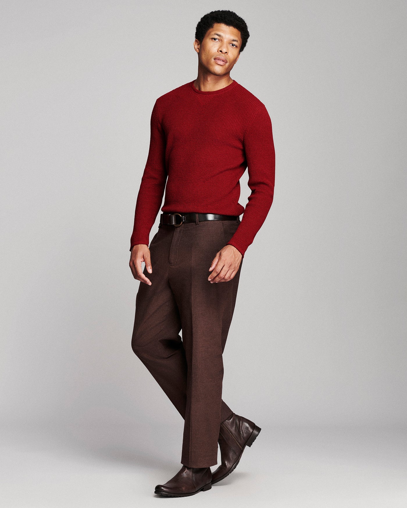 Model is 6'2" wearing size medium.