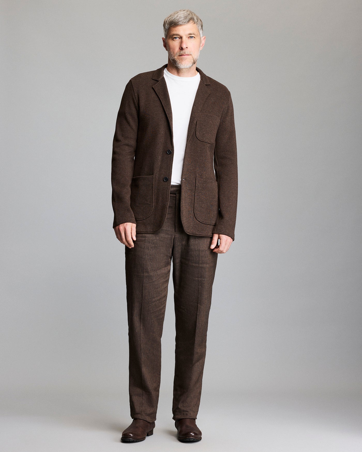 Model is 6'2" wearing size medium.