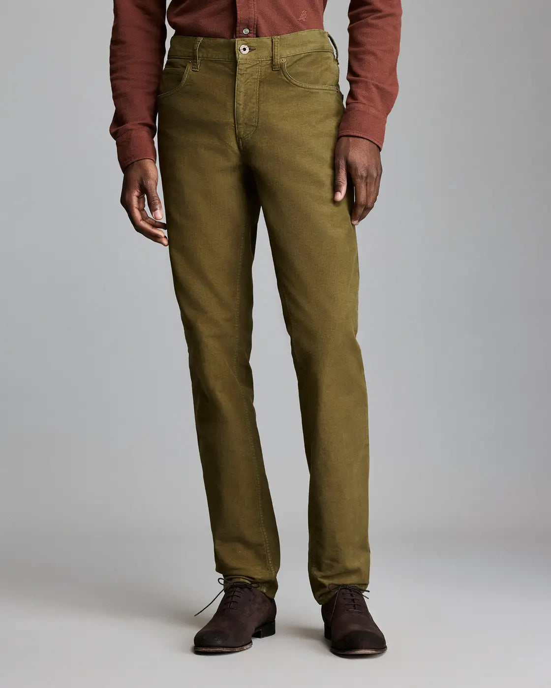 Model is 6'2" wearing size 32.