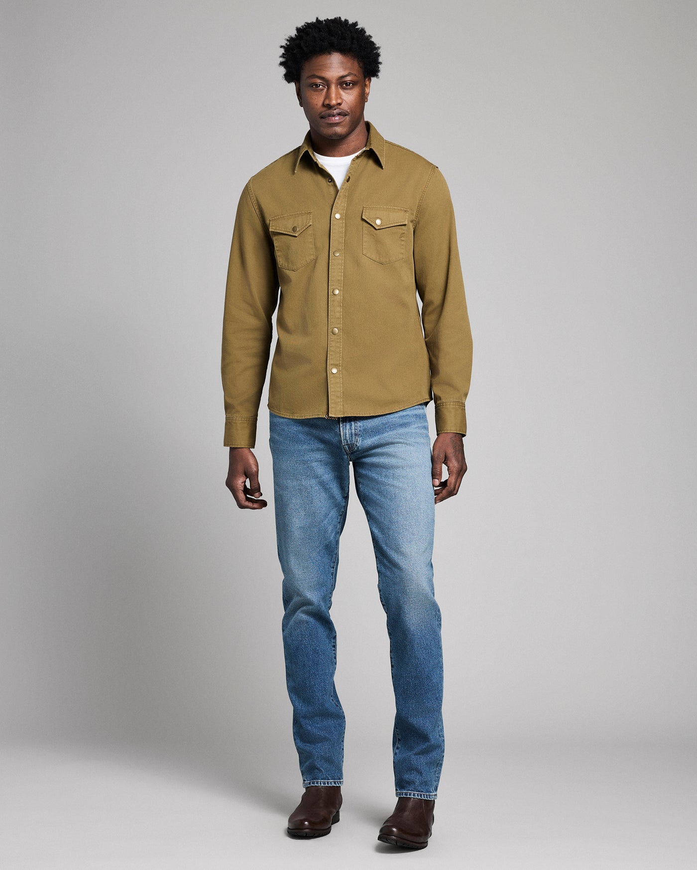 Model is 6'2" wearing size medium.