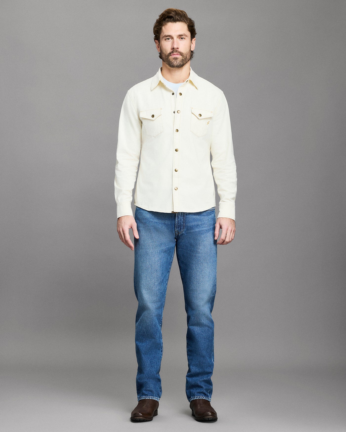 Model is 6'2" wearing size medium.