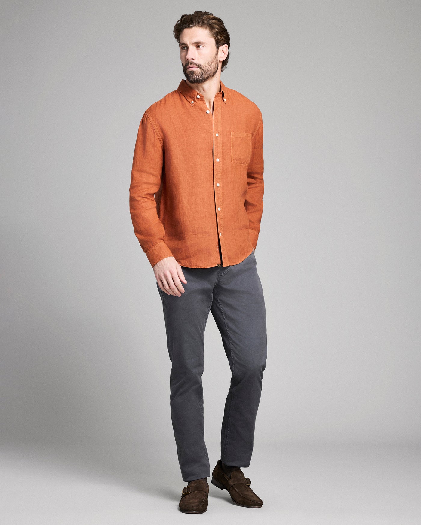 Model is 6'2" wearing size medium.
