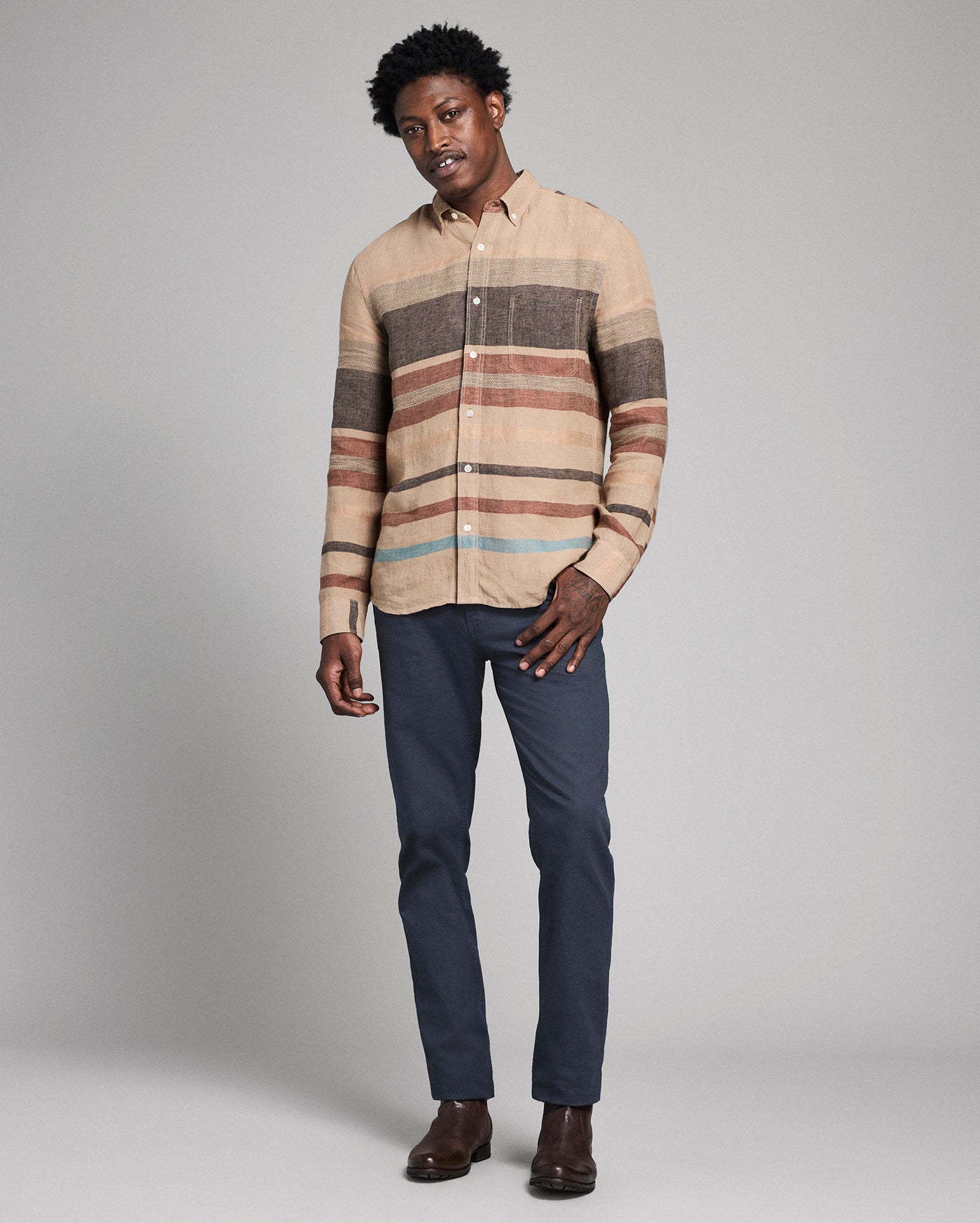 Model is 6'2" wearing size medium.