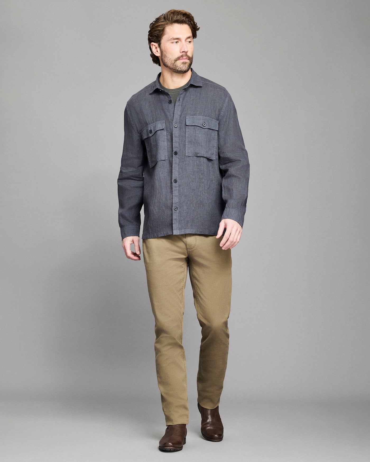 Model is 6'2" wearing size medium.