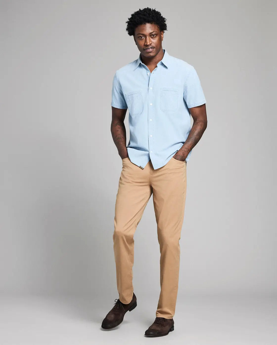 Model is 6'2" wearing size medium.