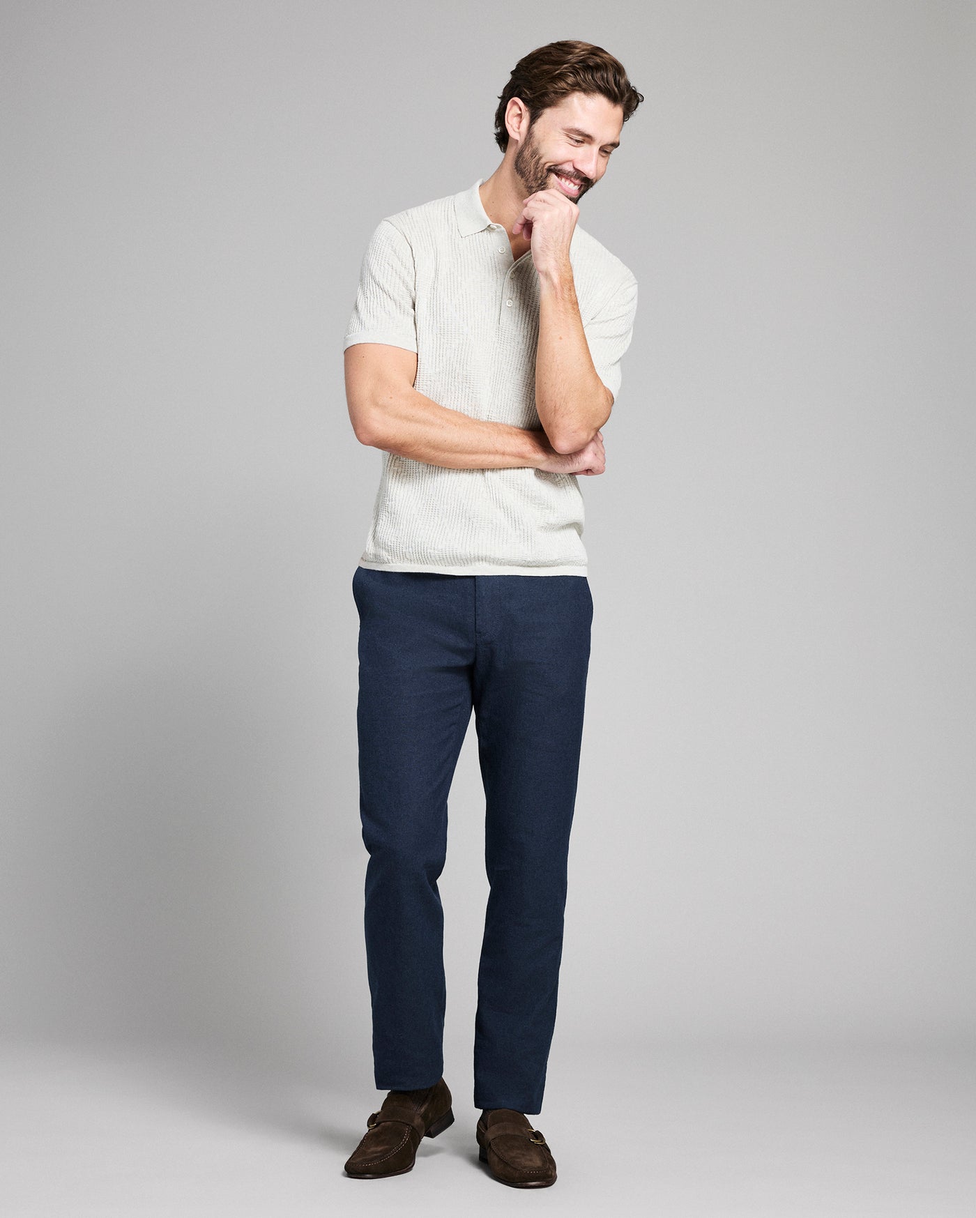 Model is 6'2" wearing size medium.