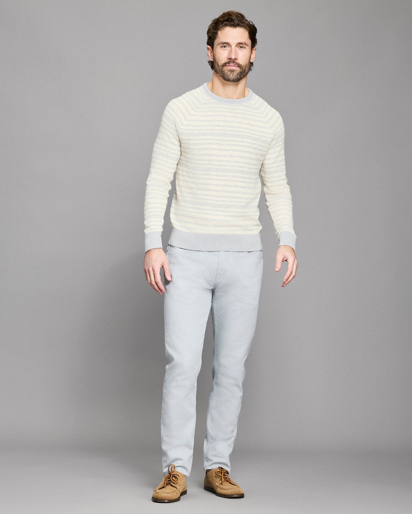 Model is 6'2" wearing size medium.
