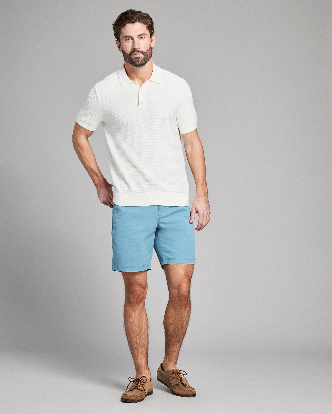 Model is 6'2" wearing size medium.