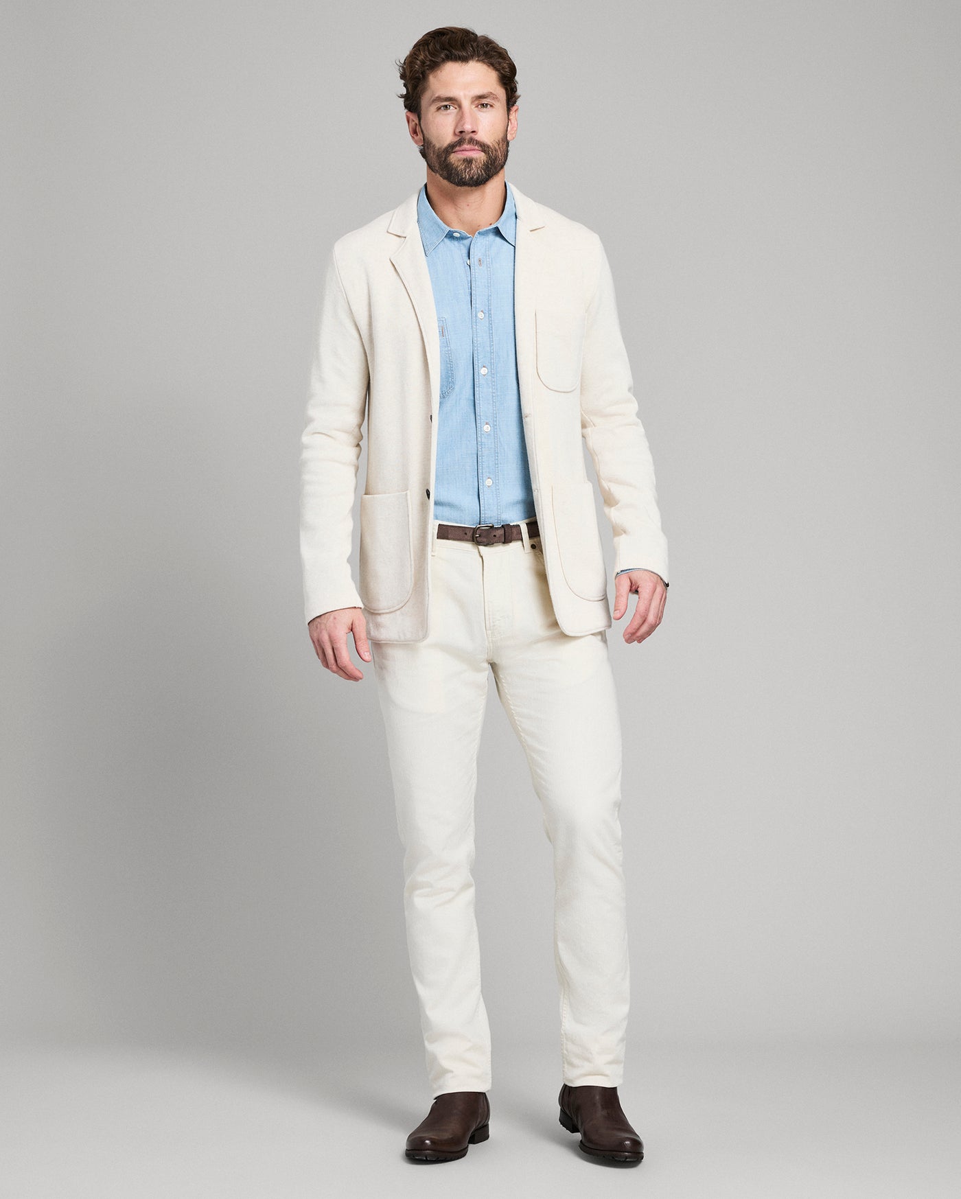 Model is 6'2" wearing size medium.