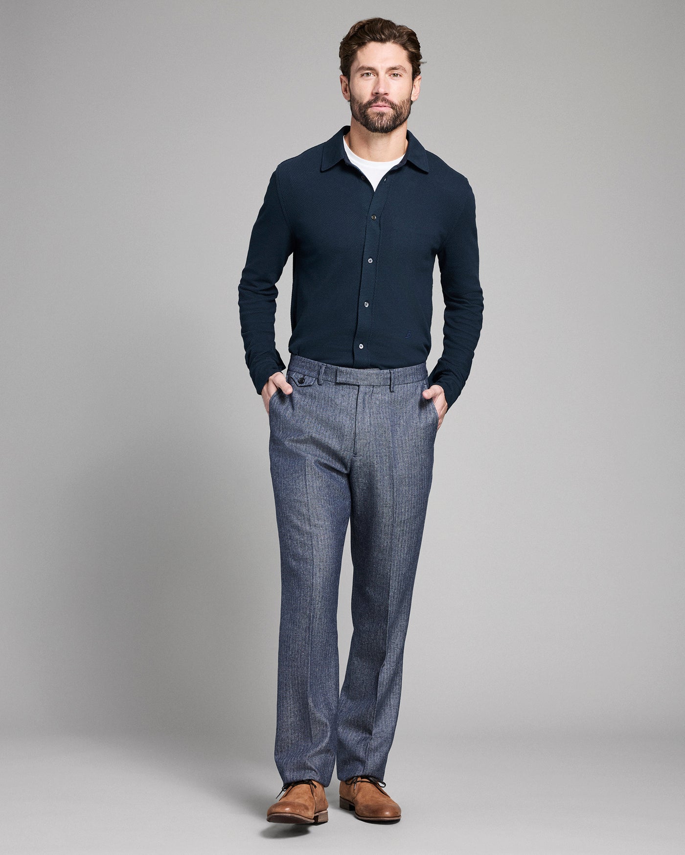 Model is 6'2" wearing size medium.