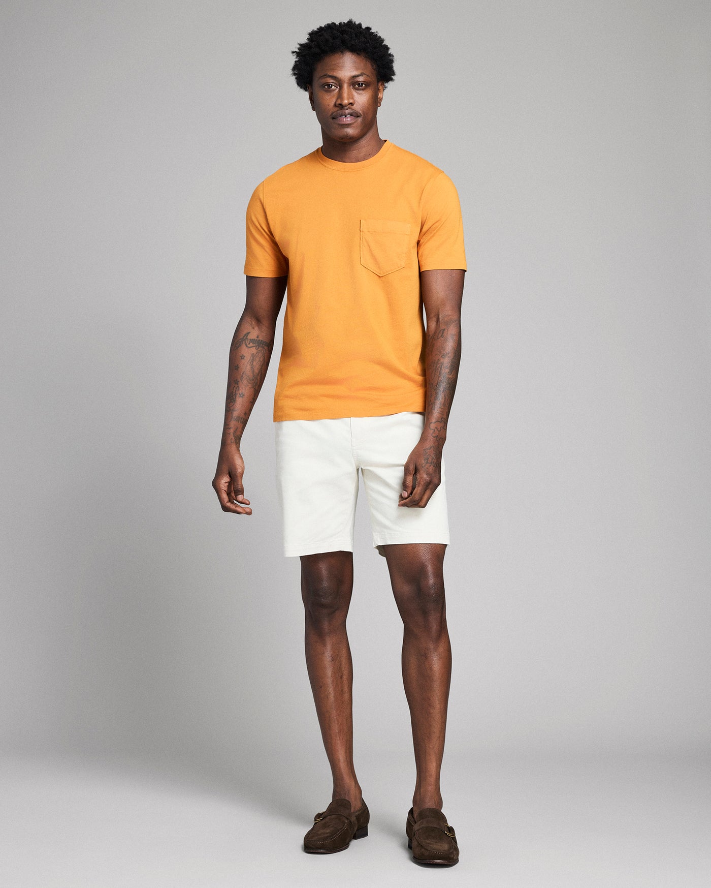Model is 6'2" wearing size medium.