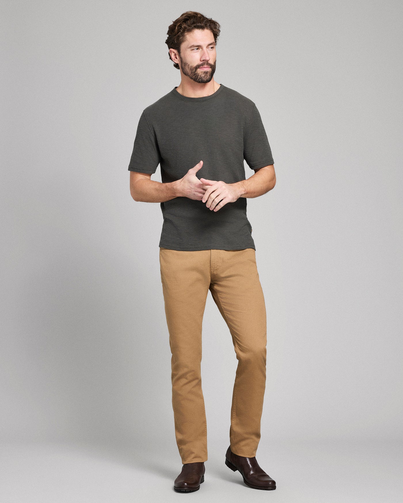 Model is 6'2" wearing size medium.