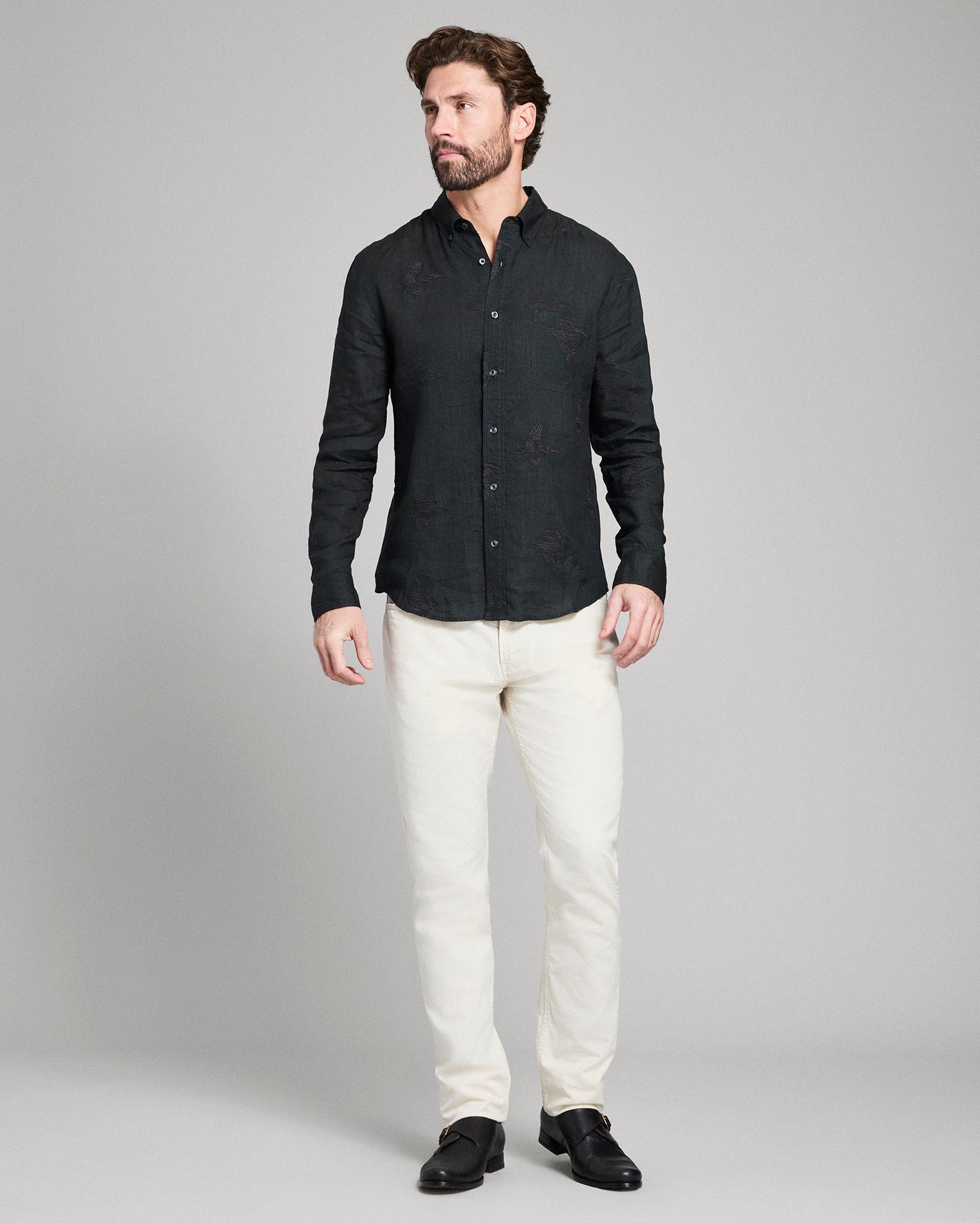 Model is 6'2" wearing size medium.