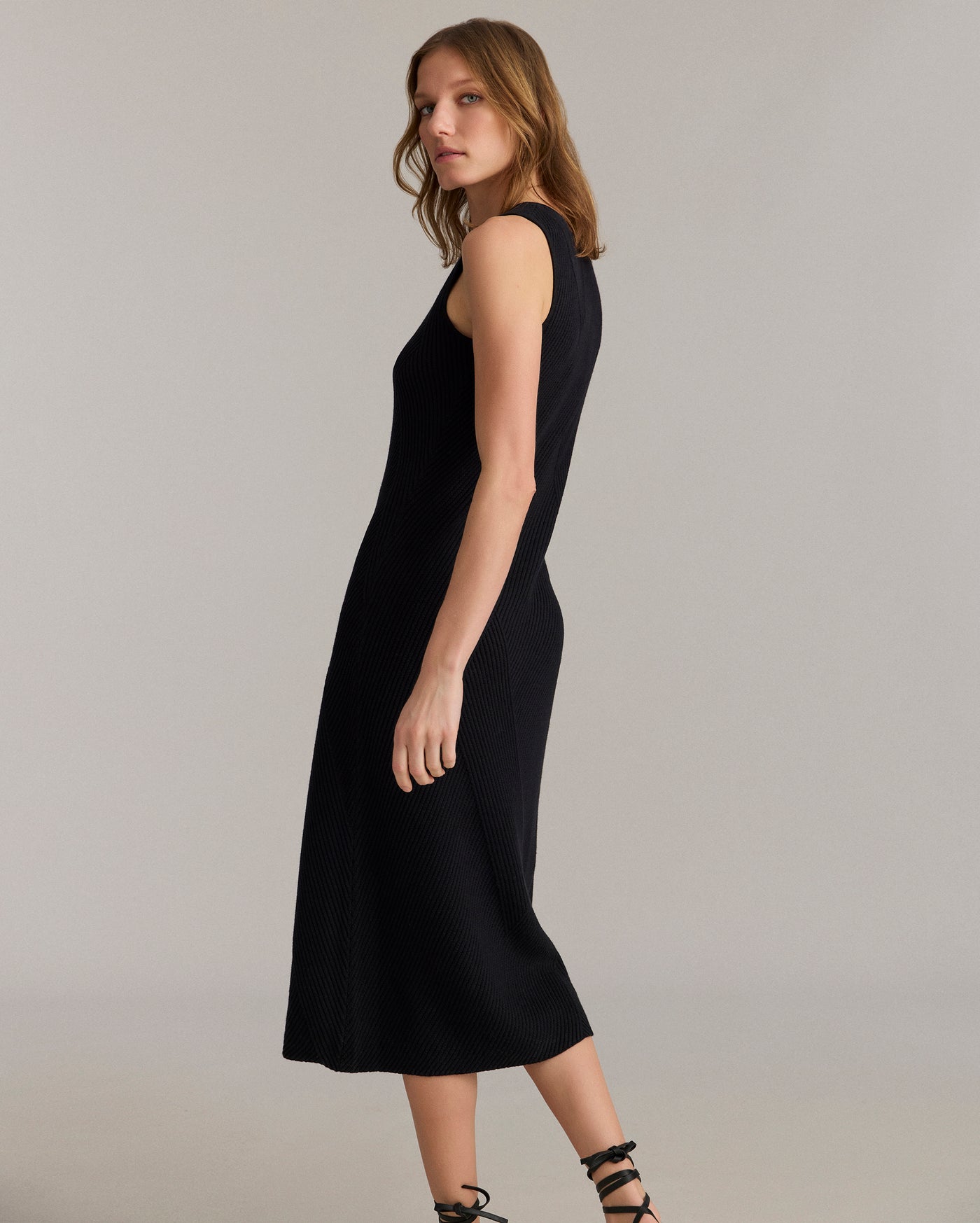 Transfer Rib V Neck Dress