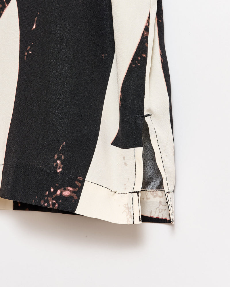 Modern Art V Pleat Blouse