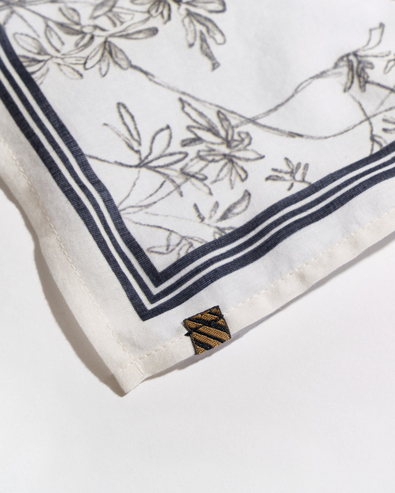 Cardinal Bandana