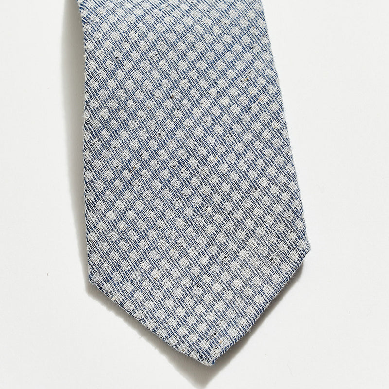 Textured Nailhead Tie